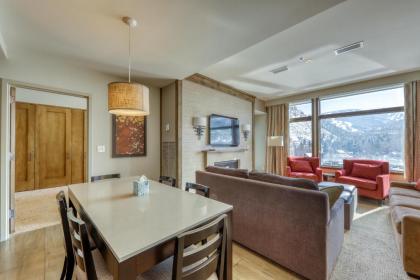 Riverfront Studio and Resort - image 10