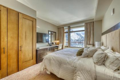 Riverfront Studio and Resort - image 12
