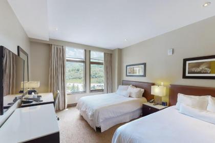 Riverfront Studio and Resort - image 18