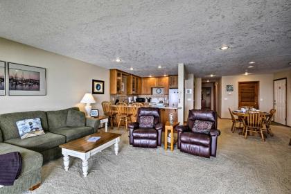 Resort-Style Lincoln Beach Condo with Balcony and View! - image 1