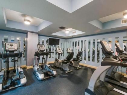 Calypso Beach Resort Towers - image 4