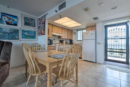 Gulf Coast Oasis - Condo with Resort Access! - image 8