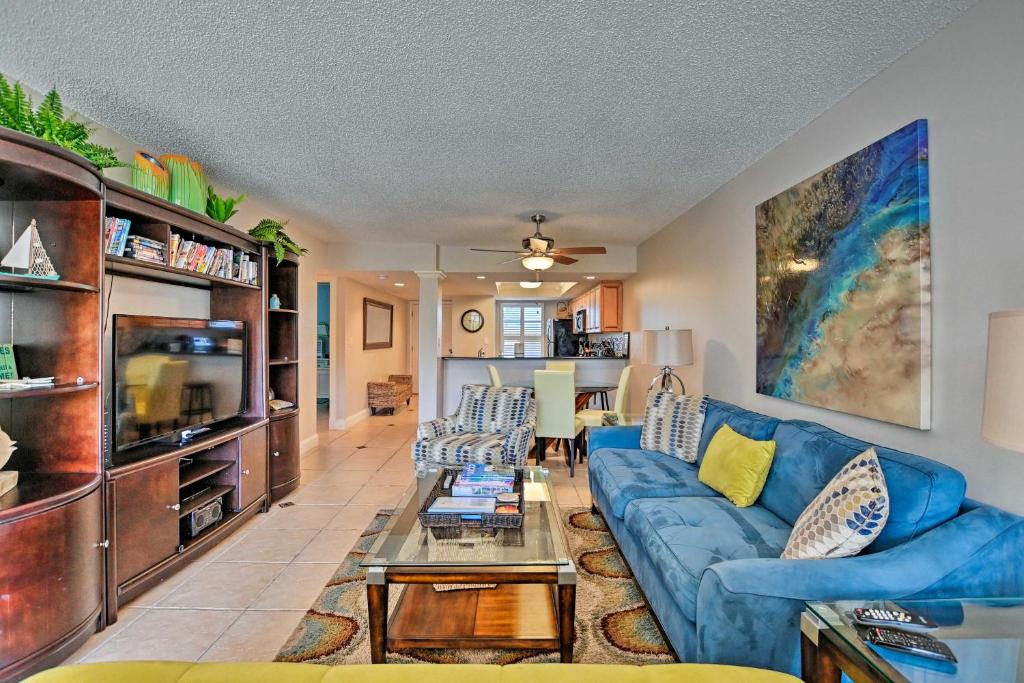 Marco Island Beach Nook with Resort Amenities! - image 5