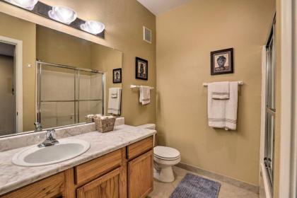 Condo with Resort Amenities 3 Mi to PHX Stadium - image 11