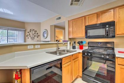 Condo with Resort Amenities 3 Mi to PHX Stadium - image 3