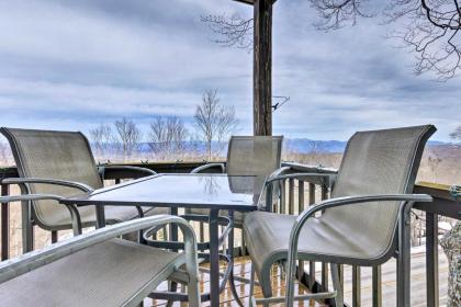 Townhome 1 Mile to Beech Mountain Ski Resort - image 12