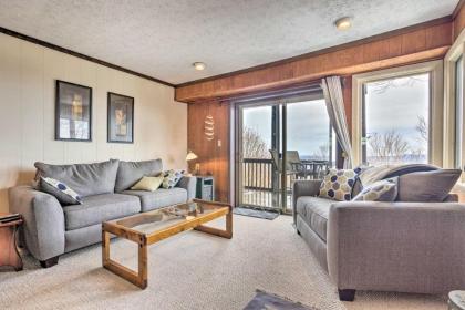 Townhome 1 Mile to Beech Mountain Ski Resort - image 14