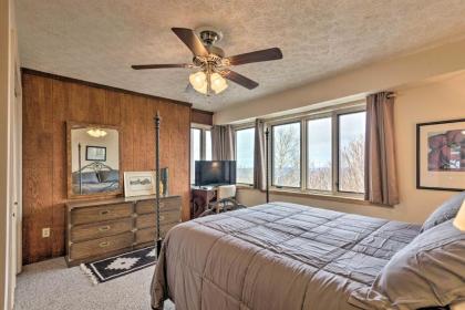 Townhome 1 Mile to Beech Mountain Ski Resort - image 3