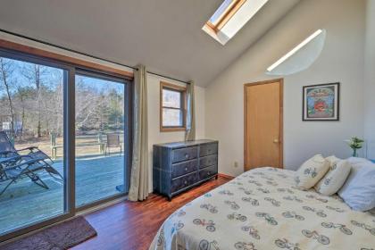 Modern Hunter Mountain Home 1 Mile from Resort! - image 9