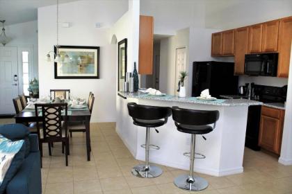 Crofton Springs- 4 bedroom pet friendly vacation home on a gated golf resort with a private pool and spa - image 12