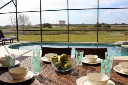 Crofton Springs- 4 bedroom pet friendly vacation home on a gated golf resort with a private pool and spa - image 14
