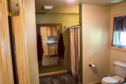 Lakeshore Treehouse Resort - image 7