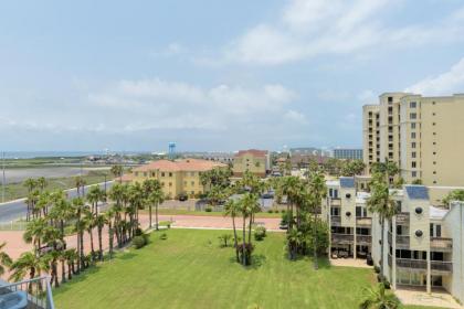 Blue view beauty! Beachfront resort shared pools & jacuzzi - image 19