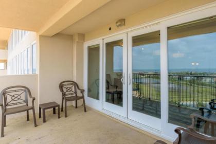 Enjoy a perfect bayview! Beachfront resort with shared pools and jacuzzi - image 14
