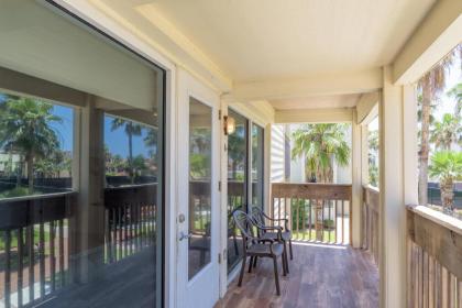 Time to Beach Happy! Close to the beach & pool in beautiful beachfront resort - image 16
