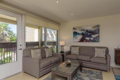 Time to Beach Happy! Close to the beach & pool in beautiful beachfront resort - image 4