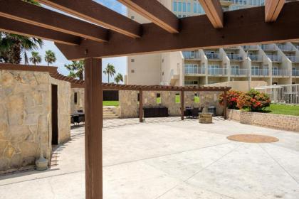 Vacation state of mind! Elegant Bayview beachfront resort shared pools & jacuzzi. Pet friendly - image 20