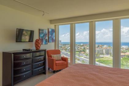Vacation state of mind! Elegant Bayview beachfront resort shared pools & jacuzzi. Pet friendly - image 5