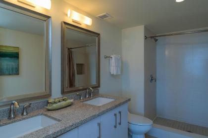 Vacation state of mind! Elegant Bayview beachfront resort shared pools & jacuzzi. Pet friendly - image 6