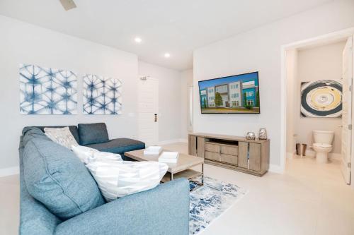 Spectrum Resort Orlando 3 Bedroom + Resort Amenities + Near Disney - image 5
