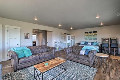 Lake-View Escape with Private Beach Resort Access! - image 8