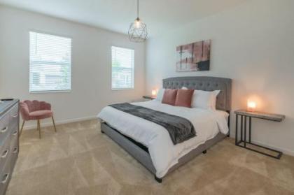 Family Resort - 10BR Mansion - Private Pool/Hot Tub/BBQ! - image 4