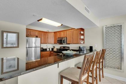 Pelican Beach Resort 801 by RealJoy - image 17