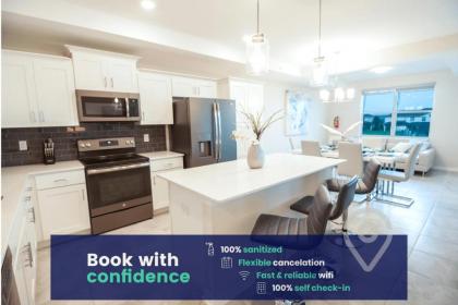 modern Condo with Resort Amenities Near Disney