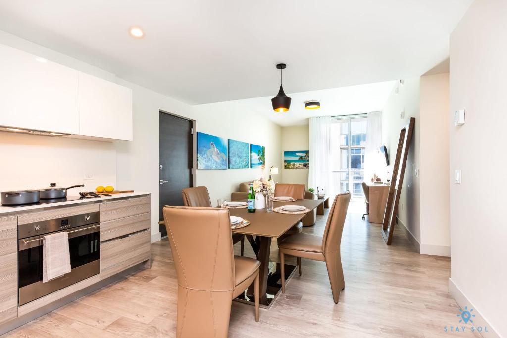NEW Beachfront Condo Resort OCEAN VIEW Balcony - image 3
