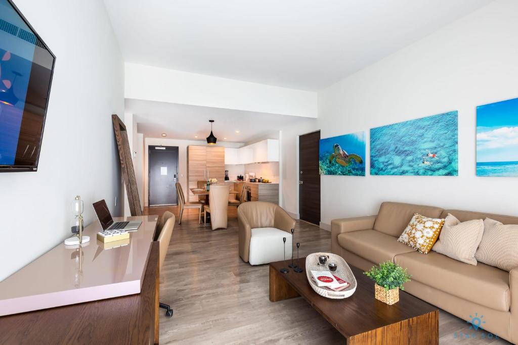 NEW Beachfront Condo Resort OCEAN VIEW Balcony - image 7