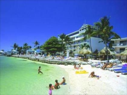 Postcard Inn Beach Resort  marina