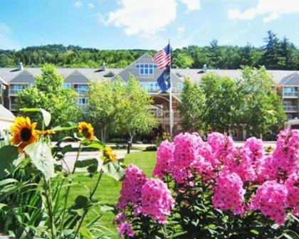 Luxurious Slopeside Resort at Attitash Mountain - image 1