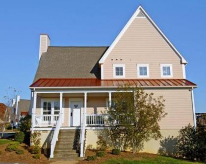 Scenic Vacation Resort Properties in Historic Williamsburg - image 17