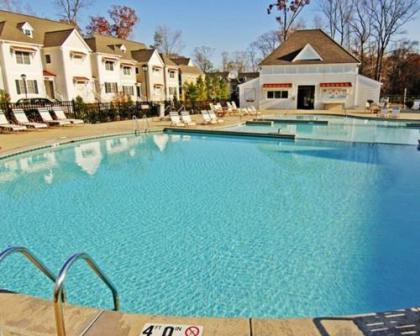 Scenic Vacation Resort Properties in Historic Williamsburg - image 20