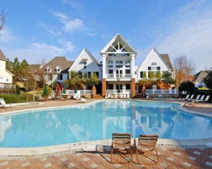 Scenic Vacation Resort Properties in Historic Williamsburg - image 6