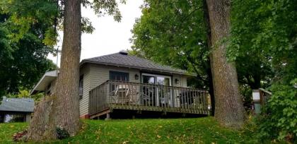 Pickerel Cabin - Waterfront resort on Fremont Wolf River