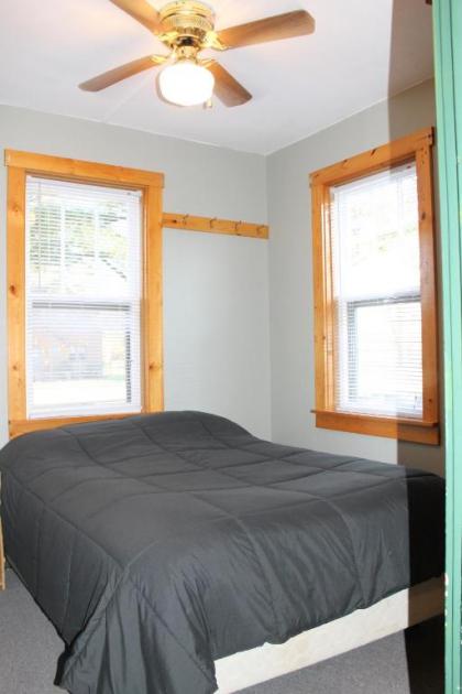 Perch Cabin - Waterfront resort on Fremont Wolf River - image 14