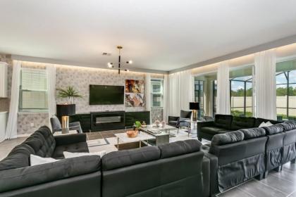 Beautiful House with 9 Bedrooms at 1834 Caribbean View Terrace SOLARA RESORT - image 12