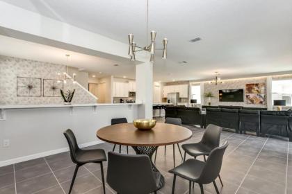 Beautiful House with 9 Bedrooms at 1834 Caribbean View Terrace SOLARA RESORT - image 16