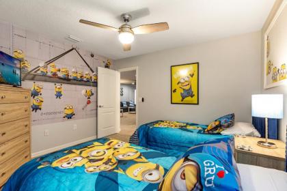 Family Resort - 8BR Luxury Mansion - Private Pool Hot Tub BBQ! - image 15