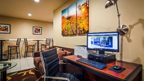 Best Western Heritage Inn - image 10
