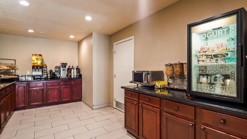 Best Western Heritage Inn - image 11