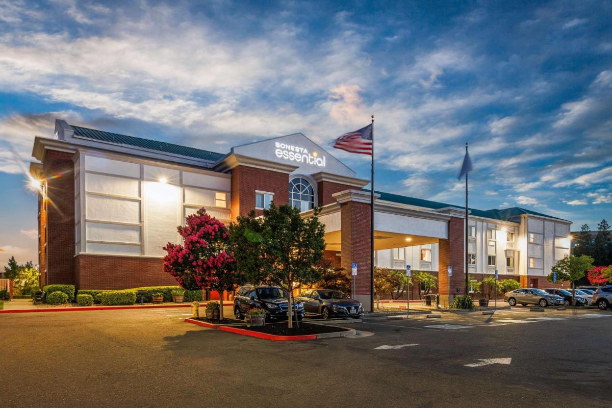 Hampton Inn & Suites Vacaville-Napa Valley - main image