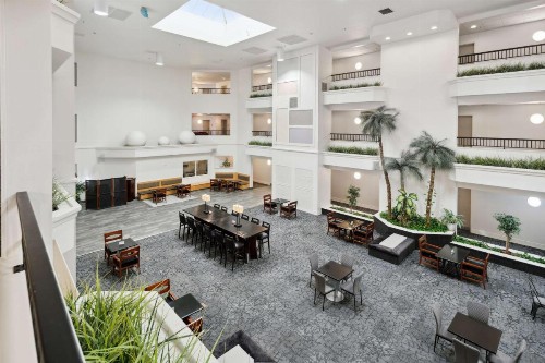 Hampton Inn & Suites Vacaville-Napa Valley - image 21