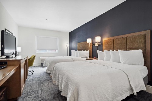 Hampton Inn & Suites Vacaville-Napa Valley - image 24