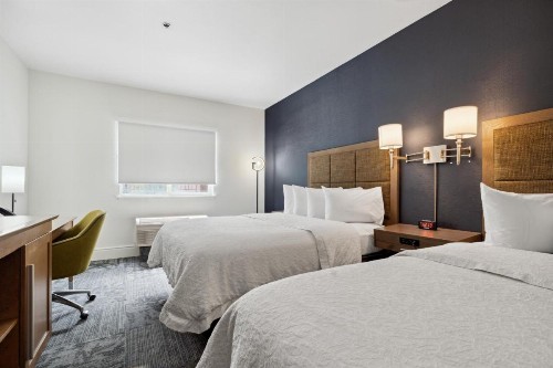 Hampton Inn & Suites Vacaville-Napa Valley - image 29