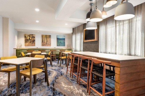 Fairfield Inn Vacaville - image 20