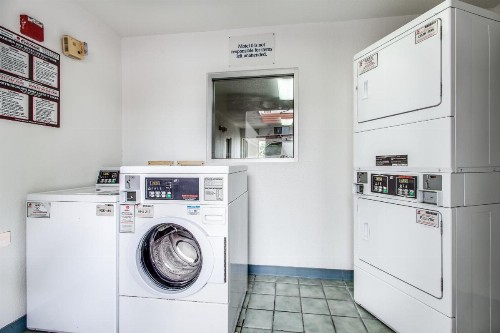 Motel 6-Vacaville CA - image 27