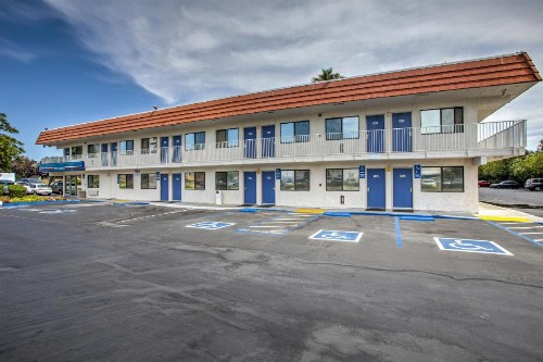 Motel 6-Vacaville CA - image 4