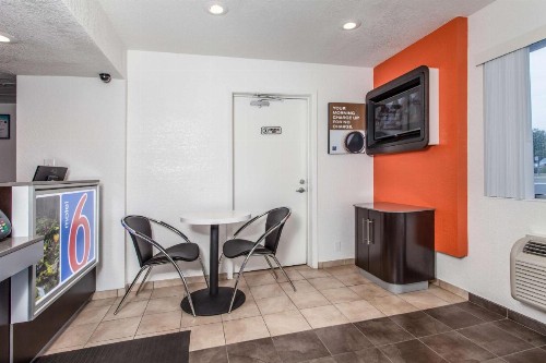 Motel 6-Vacaville CA - image 40